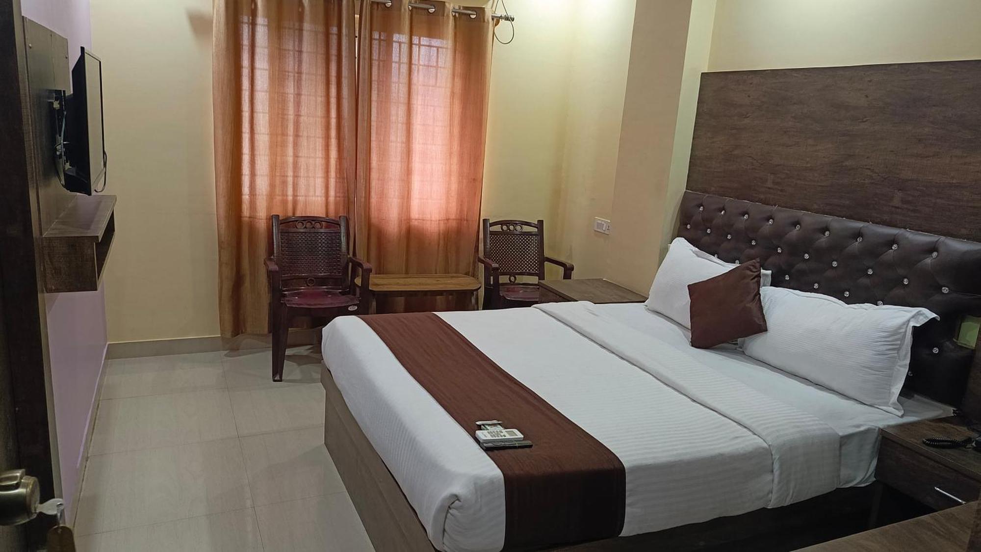 Pph Royal Gs Comforts Opp Mall Of Asia بنغالور المظهر الخارجي الصورة