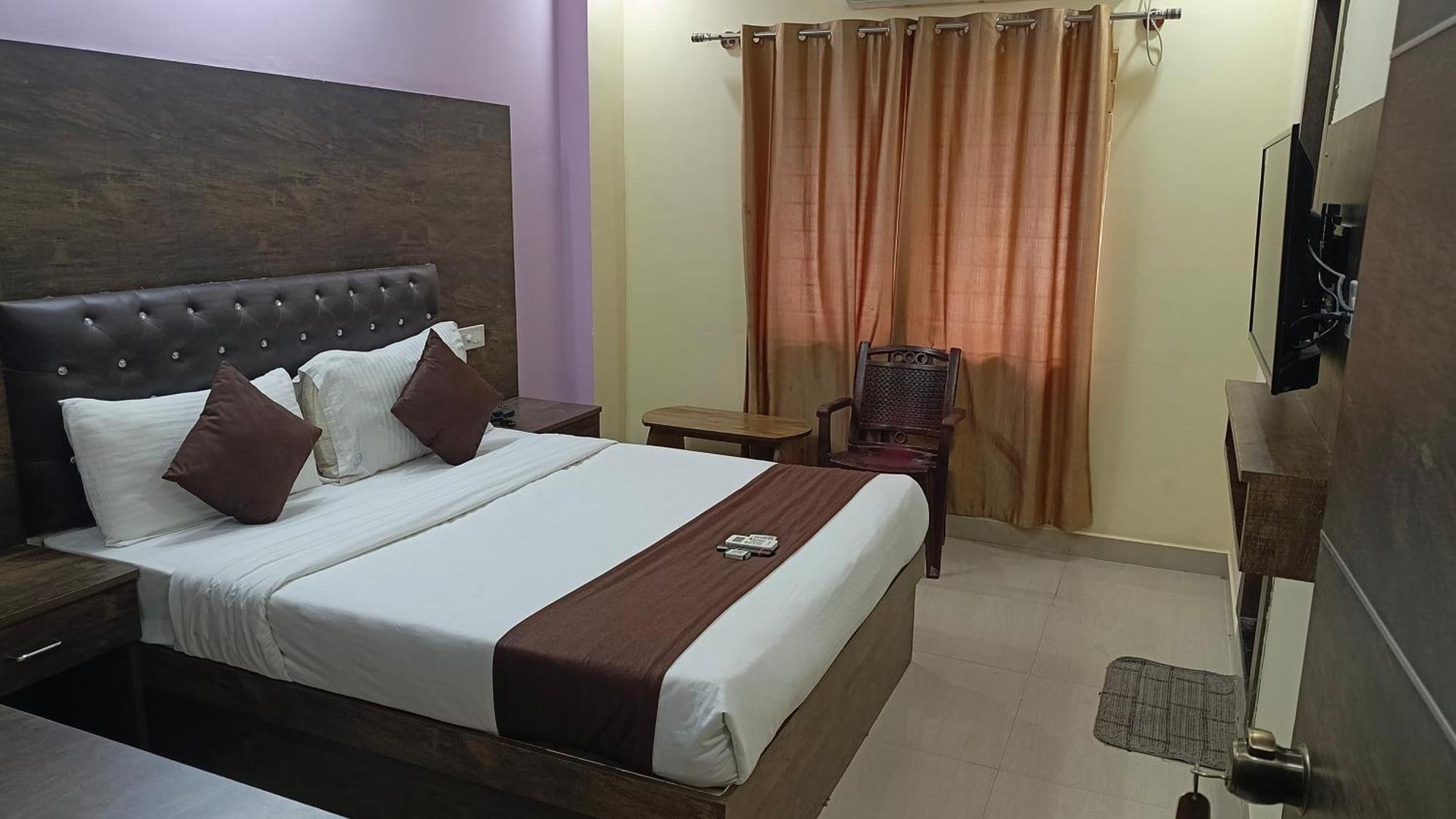 Pph Royal Gs Comforts Opp Mall Of Asia بنغالور المظهر الخارجي الصورة